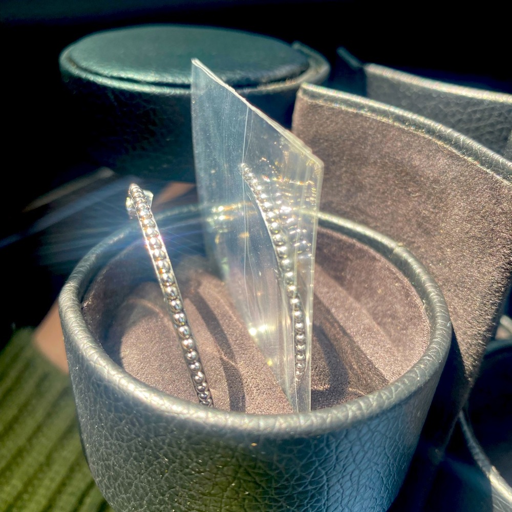 Beautiful silver hoop earrings brand new